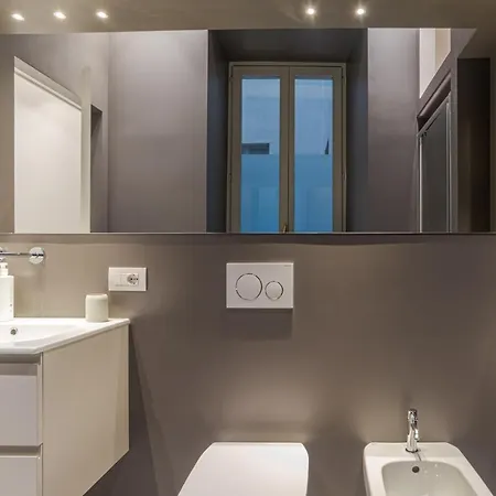 Della Corte - By Myhomeincomo Apartamento *