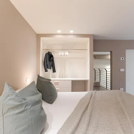 Della Corte - By Myhomeincomo Apartment *